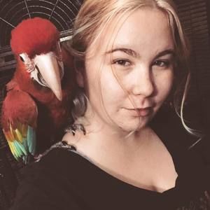 Meet your Posher, Felicia